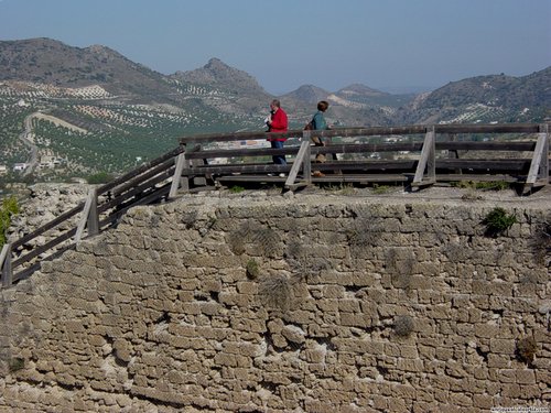 13.04.142. El Castillo. Priego. 2006.