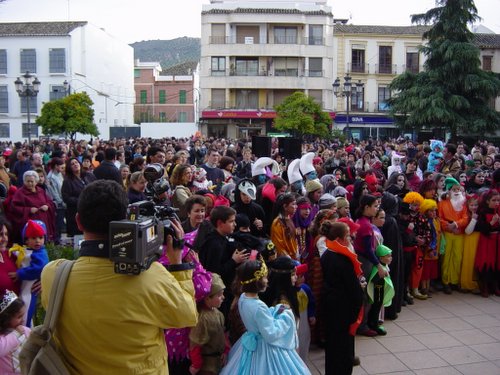 18.03.01.07. Carnaval infantil. 2003.