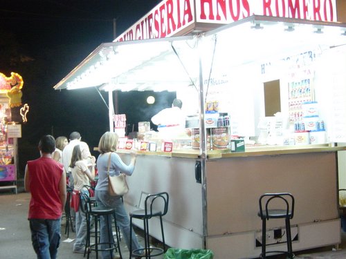 18.04.114. Feria Real. 2003.