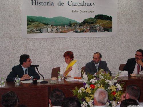 19.07.01.01. Rafael Osuna Luque. Presentación del libro Historia de Carcabuey.