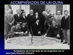 03.07.27. Acompañados de un cura.