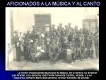 03.07.28. Aficionados a la música y al canto.