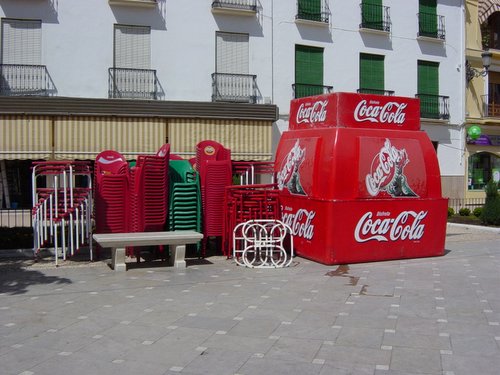 24.02.014. El Paseíllo. La plaza del pueblo.