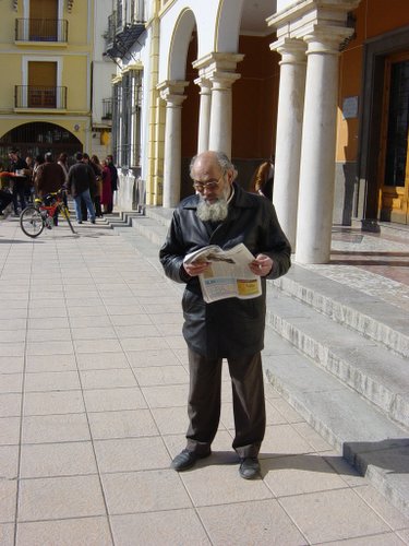 24.02.034. El Paseíllo. La plaza del pueblo.