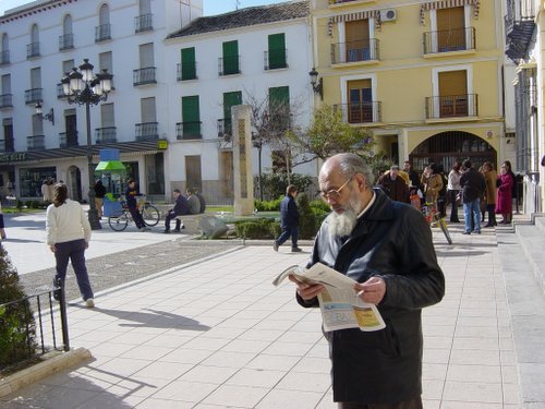 24.02.035. El Paseíllo. La plaza del pueblo.