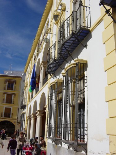 24.02.039. El Paseíllo. La plaza del pueblo.