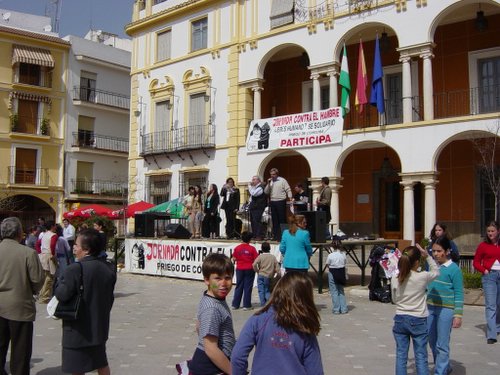 24.03.18. El Paseíllo. Campaña contra el hambre.