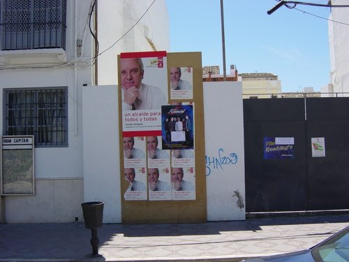 24.03.36. El Paseíllo. La plaza del pueblo.