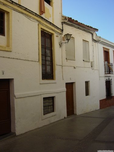 25.04.043. Puerta Graná y San Francisco. Priego. 2006.