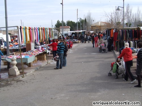 18.06.047. Mercadillo. Priego. 2007.