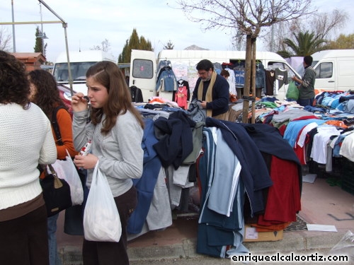 18.06.049. Mercadillo. Priego. 2007.