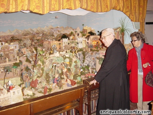 18.06.01.123. Belén. Sacerdote José Camacho. Priego, 2006.