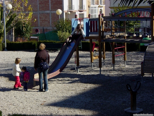 25.11.038. Polideportivo, Jesús en la Columna, 28 de Febrero. Priego, 2006.