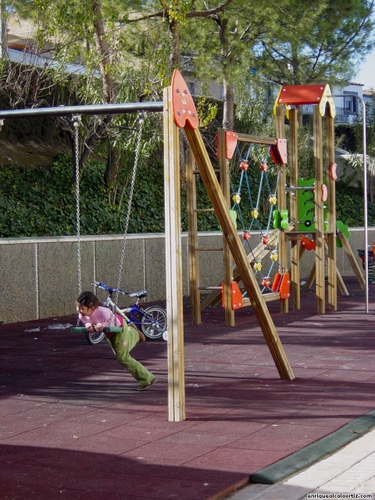 25.11.095. Polideportivo, Jesús en la Columna, 28 de Febrero. Priego, 2006.