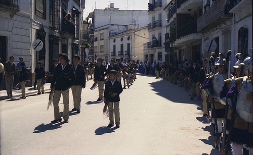 30.08.155. Nazareno. Semana Santa. Priego. 1984. (Foto, Arroyo Luna).