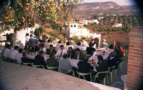 1992. Visita Consejero de Economía y Hacienda para ver las obras de la Villa. 26-11-92. Arroyo Luna.