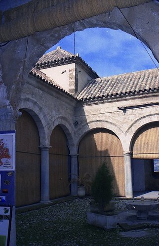 1989. Carnicerías Municipales. Arroyo Luna.