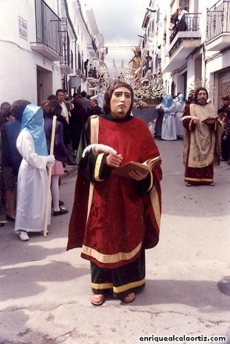 30.11.040. Resucitado. Semana Santa. Priego, 1996. (Foto, Arroyo Luna).