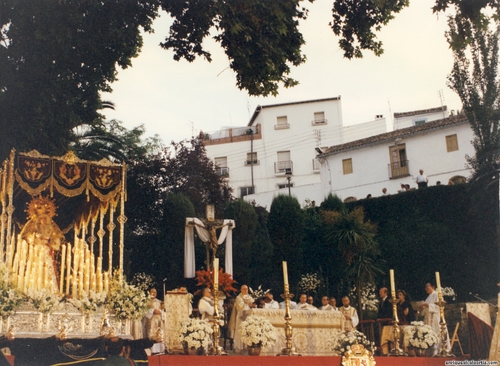 30.12.04.13. Soledad. Coronación. Priego, 1994. (Foto, Arroyo Luna).