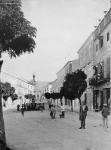 25.19.01.008. Carrera de Álvarez a partir del año 1925 con la estatua del obispo Caballero.