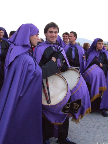 15.12.02.46. Besamanos a la Virgen de los Dolores. Semana Santa. Priego, 2007.