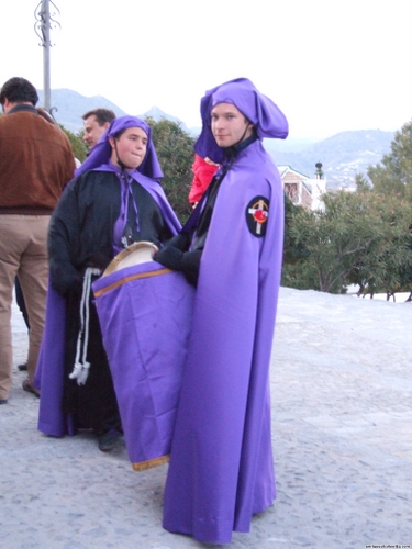 15.12.02.47. Besamanos a la Virgen de los Dolores. Semana Santa. Priego, 2007.