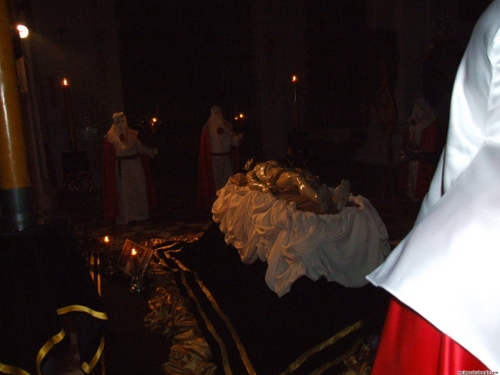 15.12.15.31. Iglesia de San Pedro. Jueves Santo,  2007. Priego de Córdoba.