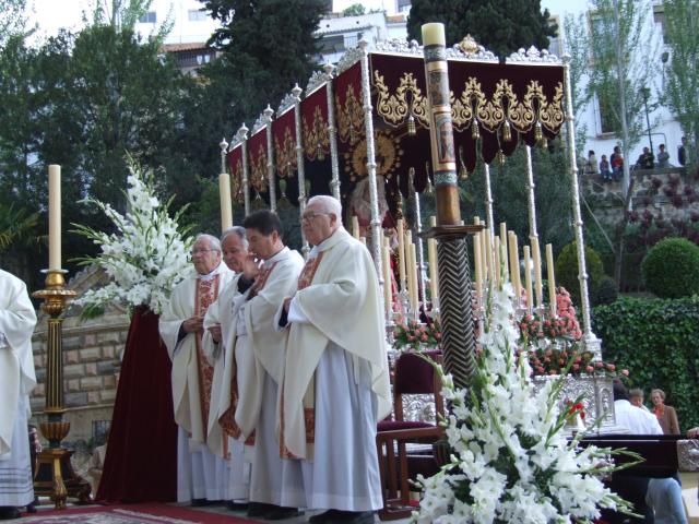 16.02.174. Hermandad de la Caridad. 275º Aniversario. Mayo. Priego, 2007.