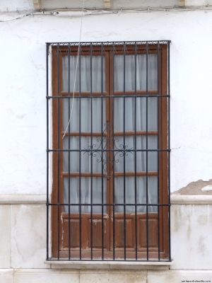 25.15.130. Calle del Río. Priego de Córdoba, 2007.