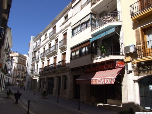 25.18.37. Plaza de Andalucía y La Ribera. Priego, 2007.