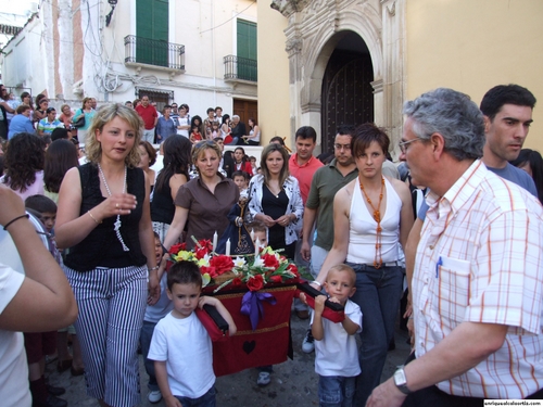 17.04.084. Procesiones infantiles. Priego, 2007.