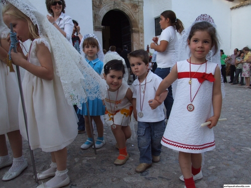 17.04.177. Procesiones infantiles. Priego, 2007.