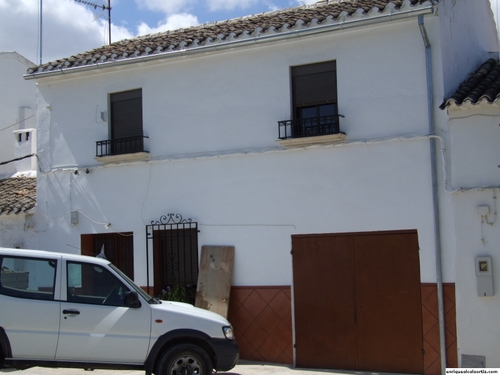 11.06.01.19. El Castellar. Priego de Córdoba, 2007.