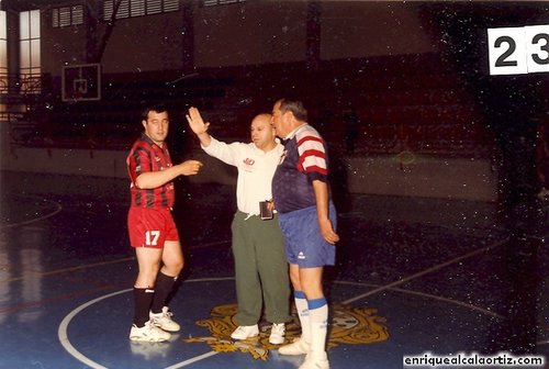 La Pollinica. Equipos, torneo de futbito. 1996. Priego. Foto, Arroyo Luna.