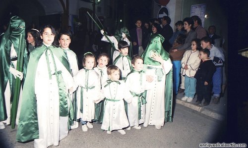 30.07.03. Columna. Semana Santa, 1997. Priego. Foto, Arroyo Luna.