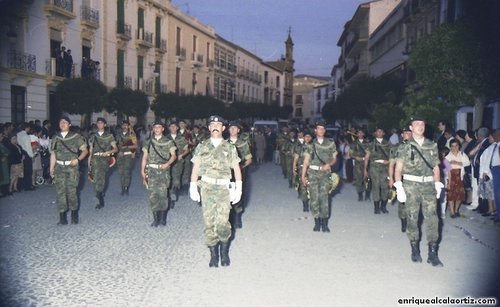 30.12.02.43. Columna. Fiestas de Mayo, 1995. Priego. Foto, Arroyo Luna.