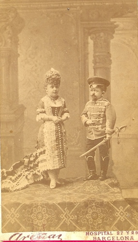 00.04.52. Niños prieguenses. (Foto, Rafael Areñas. Barcelona).