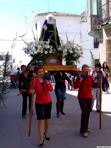 27.04.16. Zamoranos. Priego. Virgen Niña el domingo de Ramos, 2008.