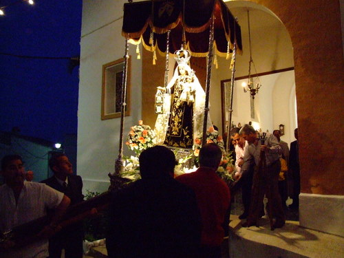 27.11.023. Esparragal. Priego. Virgen del Carmen y Santa Cruz. 030508.