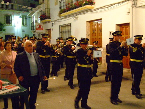 27.11.060. Esparragal. Priego. Virgen del Carmen y Santa Cruz. 030508.