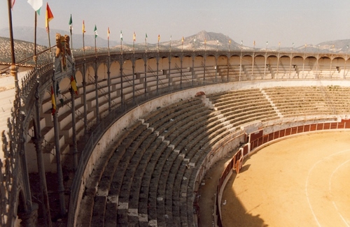 13.08.19. Plaza de toros. 1992. (M. Osuna).