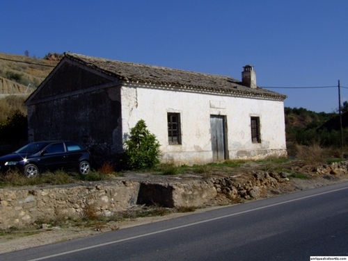 11.29.44.  Haza de la Villa, La Puente Nueva, hasta El Campillo. Priego de Córdoba.