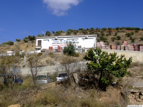 11.29.45.  Haza de la Villa, La Puente Nueva, hasta El Campillo. Priego de Córdoba.