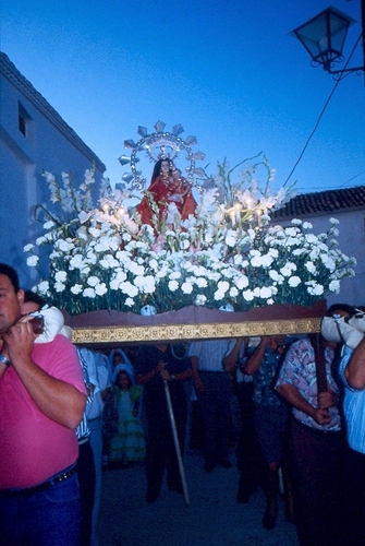 1116.040892. Procesión en El Cañuelo.