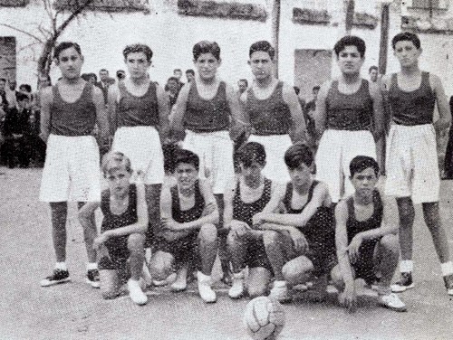 23. Equipo de baloncesto. Lucena y Priego