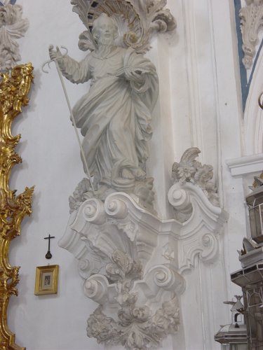 12.03.044. Nuestra Señora de la Aurora.