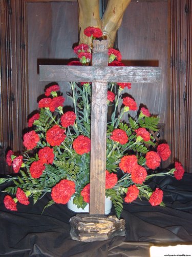 12.14.07. Crucifijo sobre tabla. Iglesia de las Mercedes. Priego.