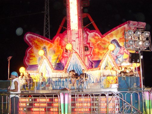 18.04.152. Feria Real. 2003.