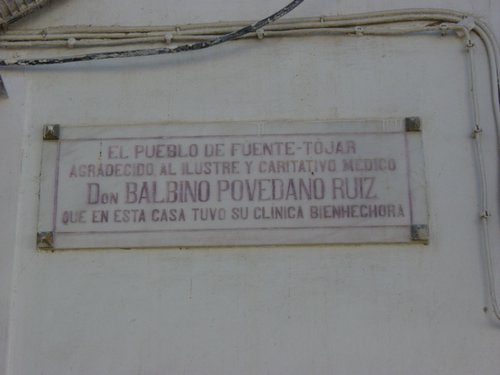 20.03.02.54. Fuente Tójar. (Córdoba). Homenaje al doctor Balbino Povedano Ruiz.