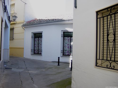 25.04.110. Puerta Graná y San Francisco. Priego. 2006.